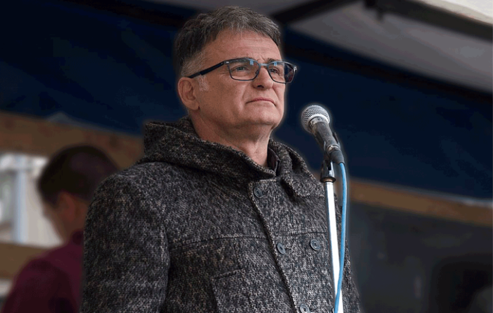 BRANISLAV LEČIĆ SE POVLAČI IZ POLITIKE: Ovo je moja LIČNA BORBA! 


